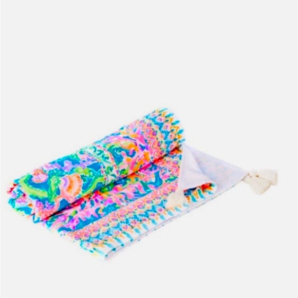 Lilly Pulitzer Beach Blanket Blue Ibiza Shell Search